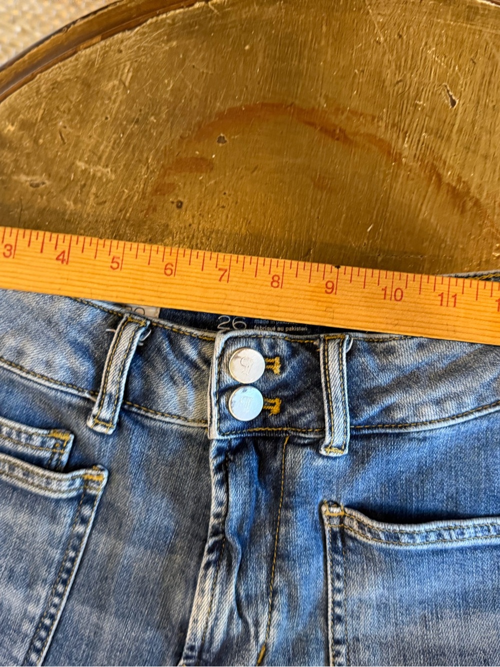 Pilcro Wandered Jean. Size 26 - Picture 14 of 15